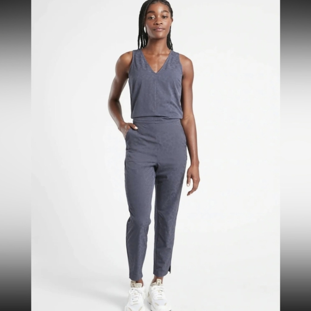 ATHLETA Brooklyn Textured Jumpsuit Medieval Violet sz 0T